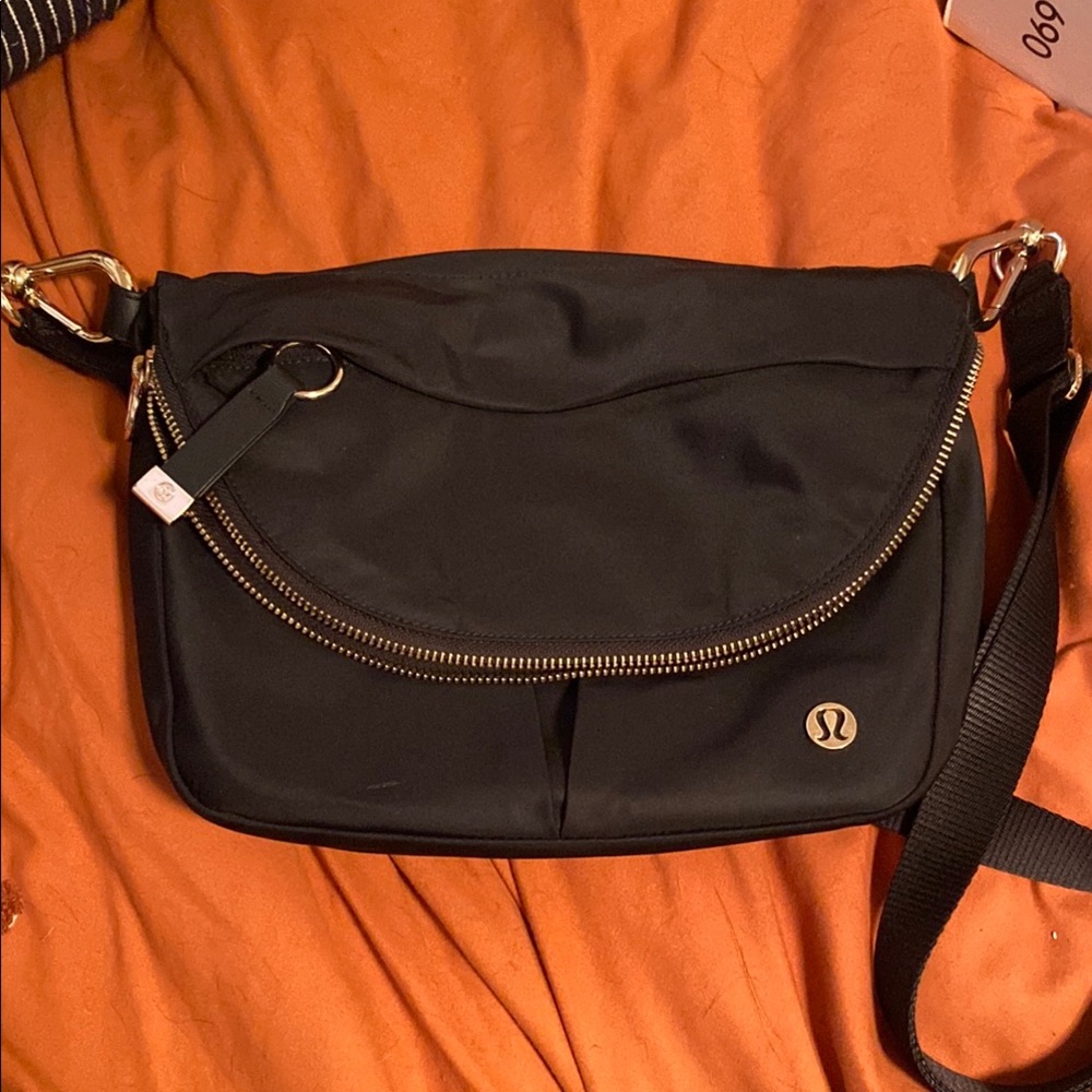 Lululemon Athletica Black Crossbody Bag with Adjustable Strap